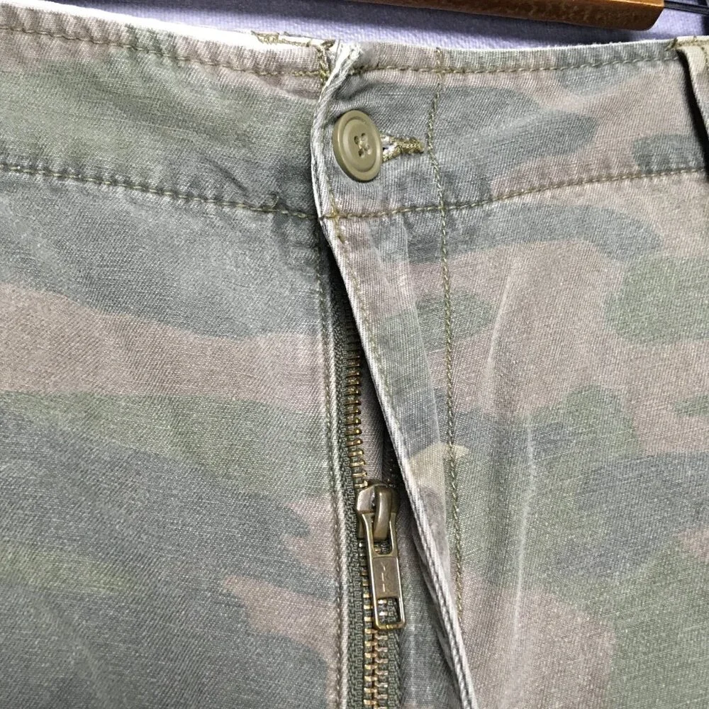 Faded Glory‎ Mens Cargo Shorts size 42 Green Jungle Camouflage Cotton Pockets